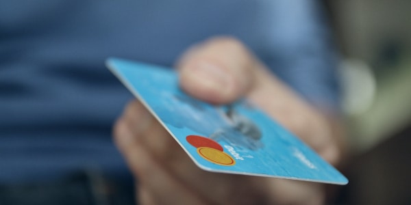 Cartão mesada e cartão pré-pago