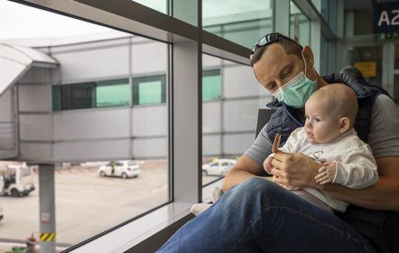 como viajar com bebe no aviao