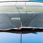 Imagen del post Para-brisa Trincado: como lidar com rachaduras no vidro do carro