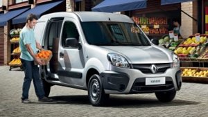 carro alto e barato Renault Kangoo