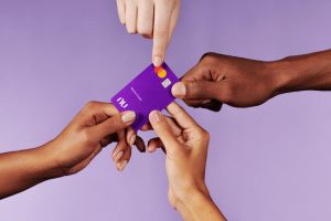 Cartão de crédito Nubank é confiável
