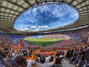 final da champions league 2023 estádio lotado de gente